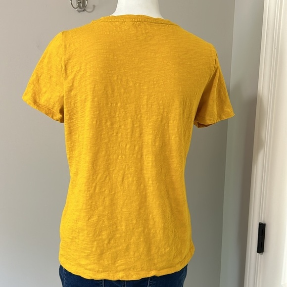 BODEN Vneck Short Sleeve Textured Tshirt Orange Yellow Sz M - Picture 3 of 7